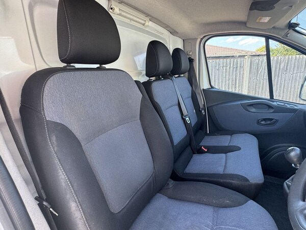 Used Vauxhall Vivaro 2017 for sale - 75009734: Photo 18