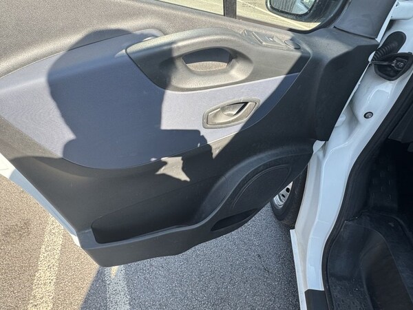Used Vauxhall Vivaro 2017 for sale - 75009734: Photo 38