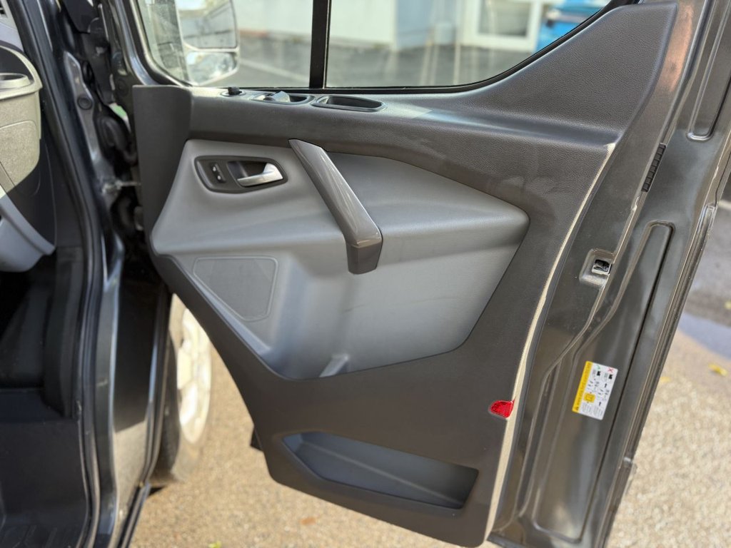Used Ford Transit Custom 2017 for sale - 76367821: Photo 21