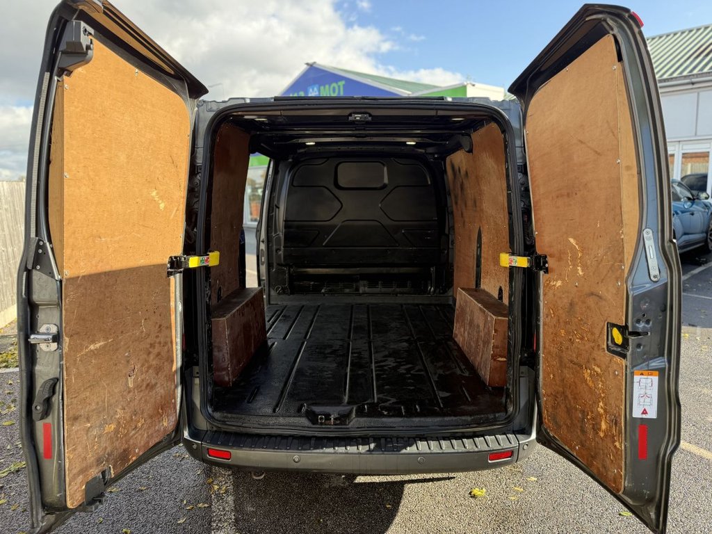 Used Ford Transit Custom 2017 for sale - 76367821: Photo 6