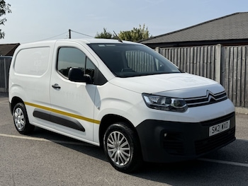 Used Citroen Berlingo 2021 for sale - 79254308: Photo