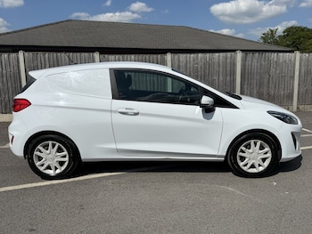Used Ford Fiesta Van 2019 for sale - 74616803: Photo