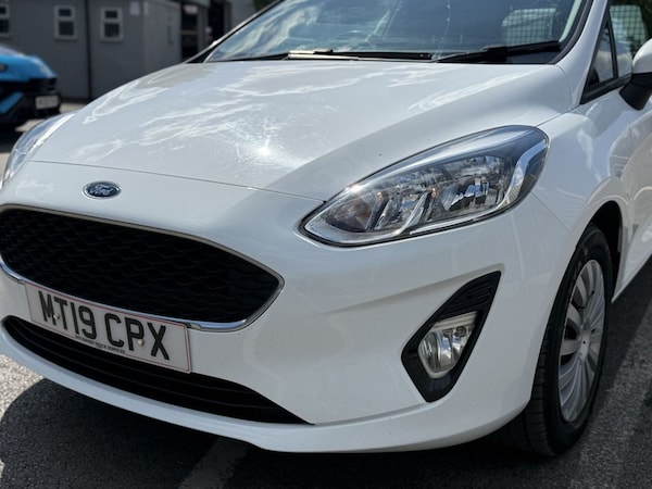 Used Ford Fiesta Van 2019 for sale - 74616803: Photo 9