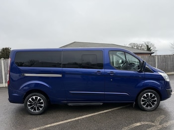 Used Ford Tourneo Custom 2017 for sale - 77369889: Photo