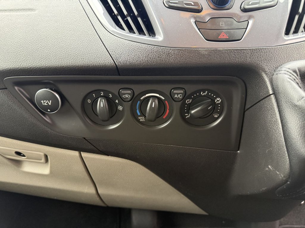 Used Ford Tourneo Custom 2017 for sale - 77369889: Photo 38