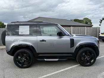 Used Land Rover Defender 2021 for sale - 78943511: Photo