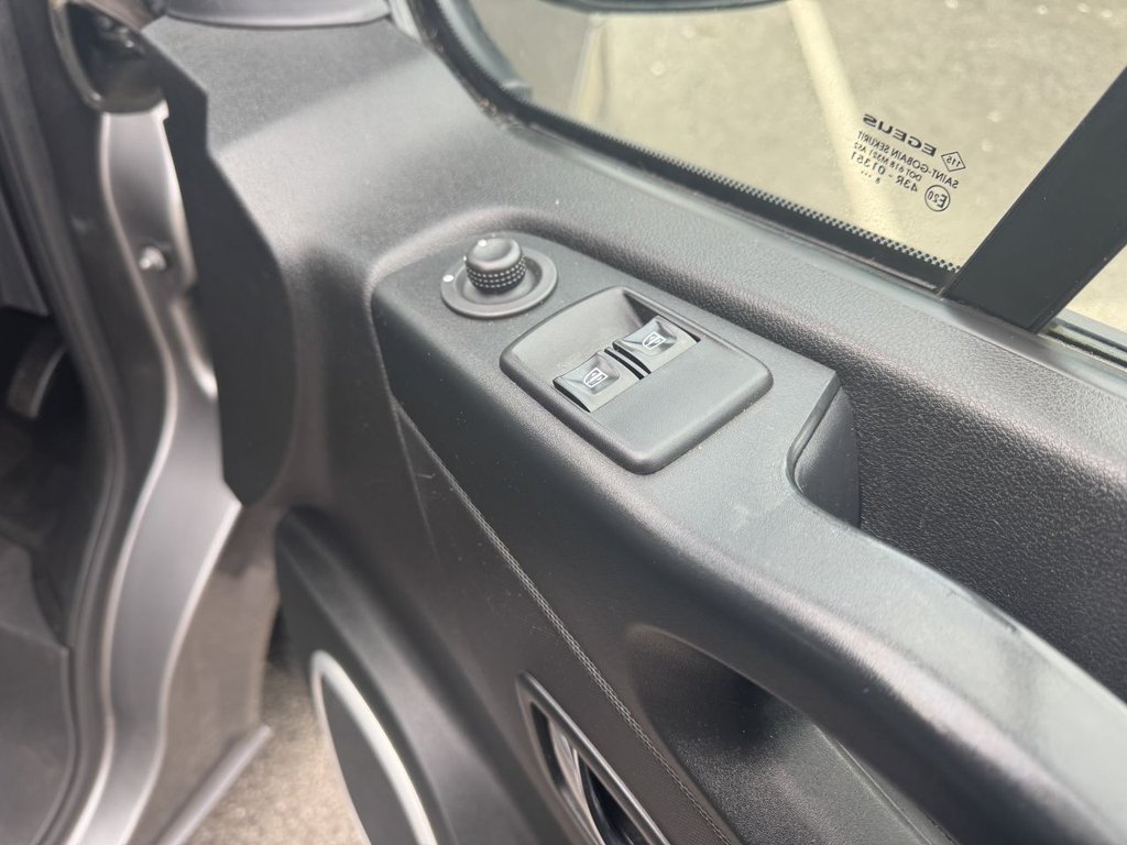 Used Vauxhall Vivaro 2019 for sale - 77820825: Photo 25