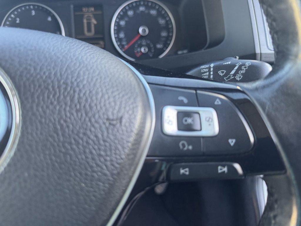 Used Volkswagen Transporter 2016 for sale - 76632279: Photo 28