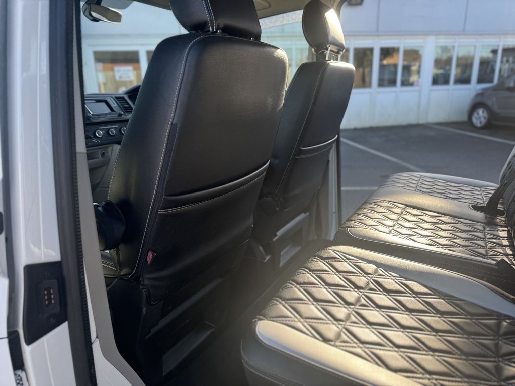 Used Volkswagen Transporter 2016 for sale - 76632279: Photo 45