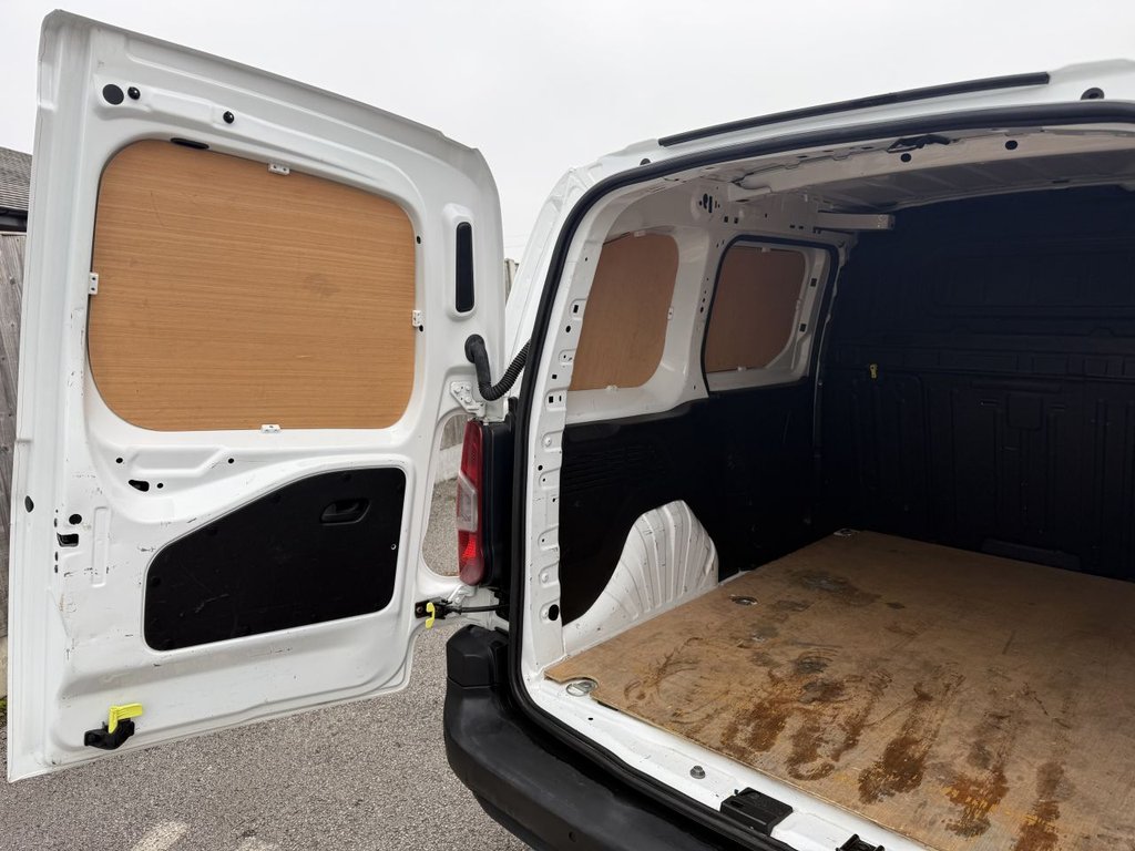 Used Peugeot Partner 2022 for sale - 77369880: Photo 11