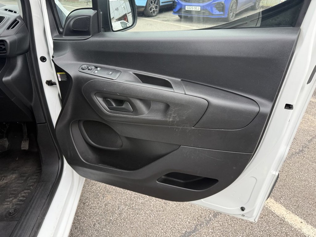 Used Peugeot Partner 2022 for sale - 77369880: Photo 22