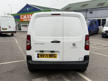 Used Peugeot Partner 2022 for sale - 77369880: Photo