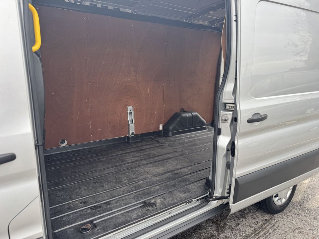 Used Ford Transit 2022 for sale - 76481685: Photo 34