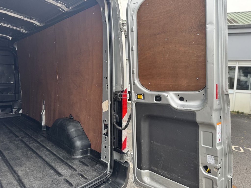 Used Ford Transit 2022 for sale - 76481685: Photo 35