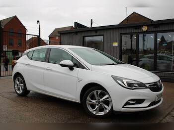 2018 - 1.4T 16V 150 SRi Nav 5dr