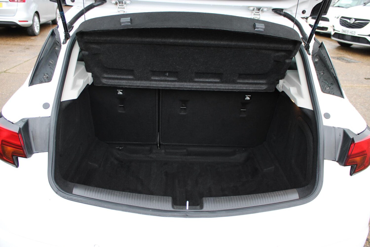 Used Vauxhall Astra 2018 for sale - 77462022: Photo 7