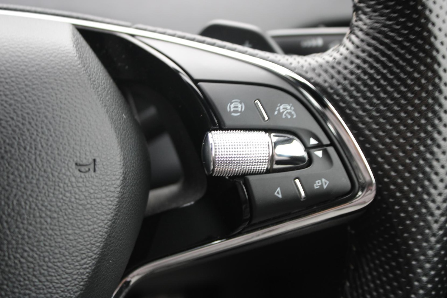 Used Skoda Enyaq 2022 for sale - 76979779: Photo 37