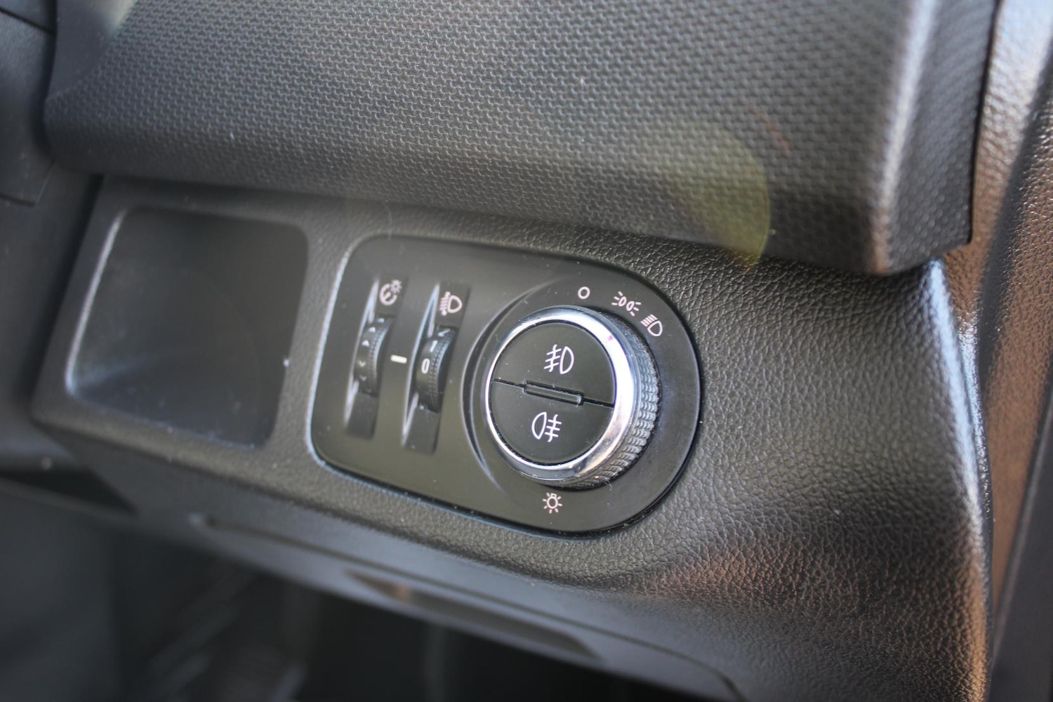 Used Vauxhall Meriva 2013 for sale - 77462037: Photo 26