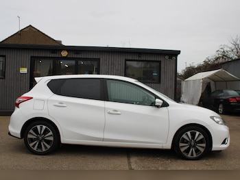 Used Nissan Pulsar 2015 for sale - 76979753: Photo