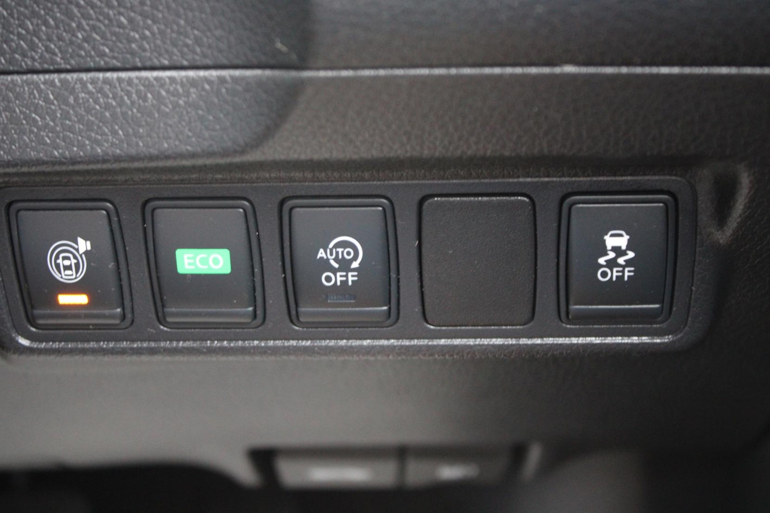 Used Nissan Pulsar 2015 for sale - 76979753: Photo 33