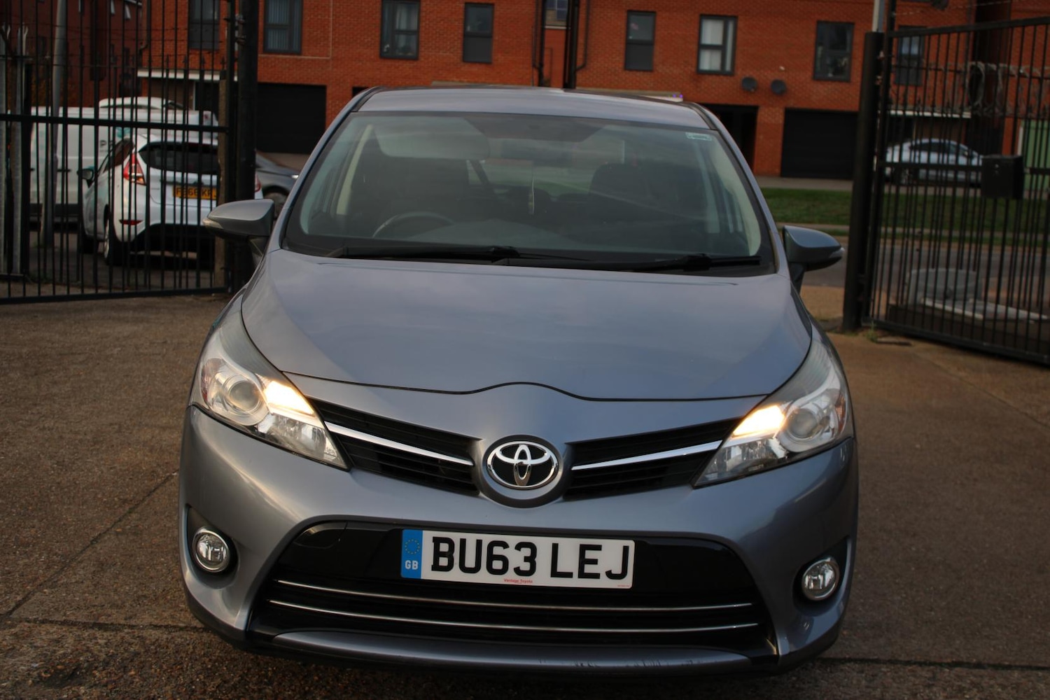 Used Toyota Verso 2013 for sale - 76979762: Photo 8