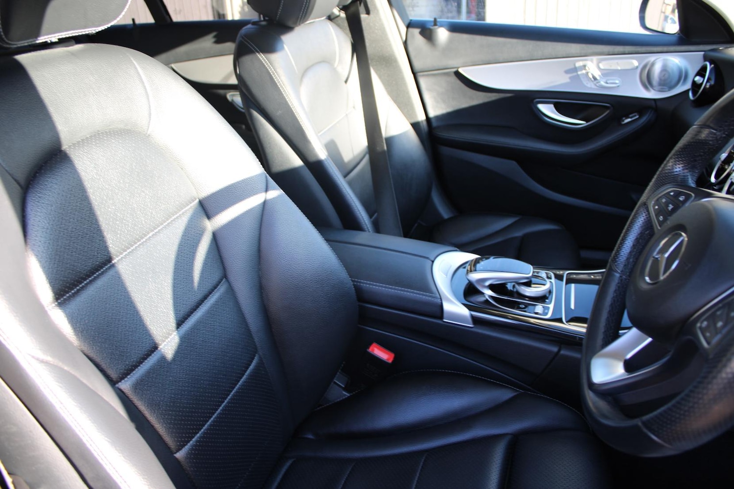 Used Mercedes-Benz C Class 2017 for sale - 76922289: Photo 11