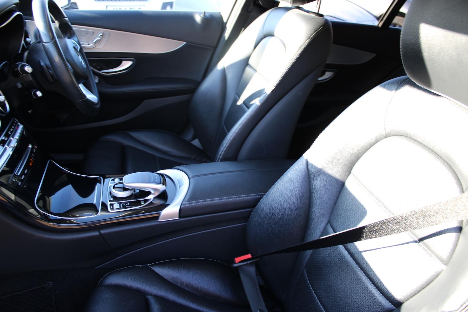 Used Mercedes-Benz C Class 2017 for sale - 76922289: Photo 26