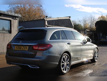 Used Mercedes-Benz C Class 2017 for sale - 76922289: Photo