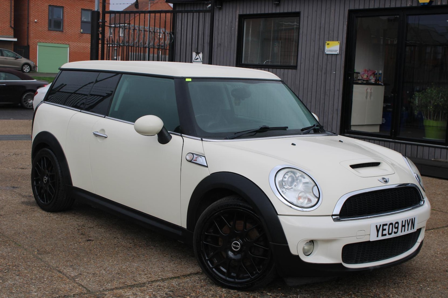 Used MINI Clubman 2009 for sale - 77207113: Photo 2