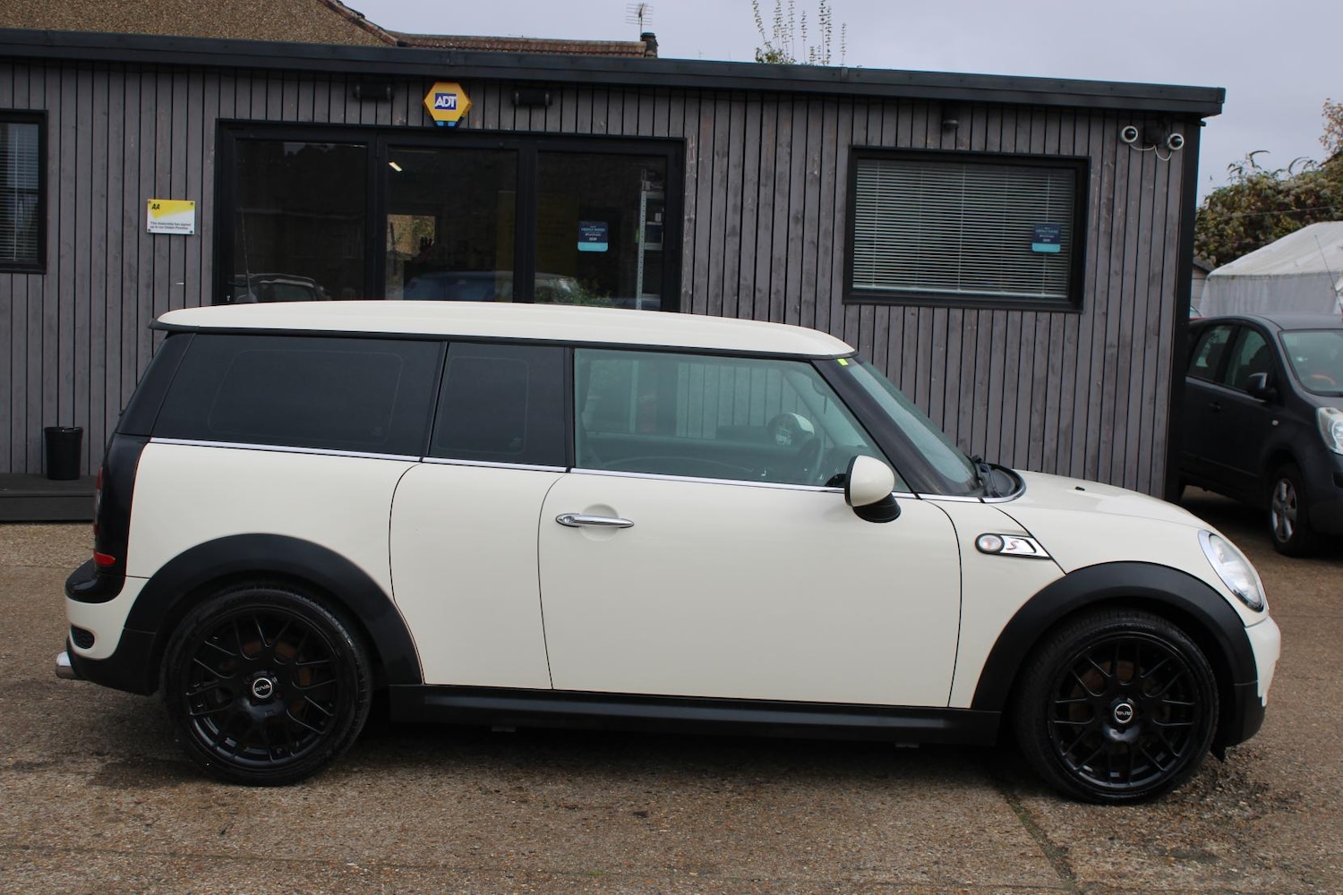 Used MINI Clubman 2009 for sale - 77207113: Photo 3