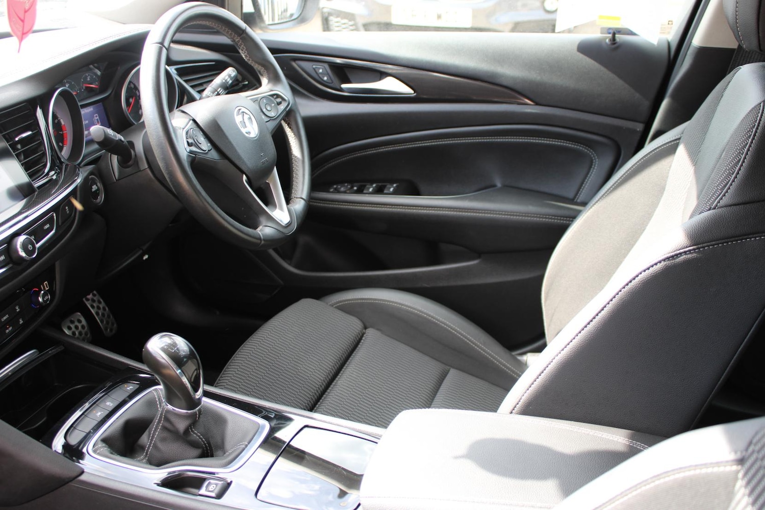 Used Vauxhall Insignia 2018 for sale - 76922291: Photo 18