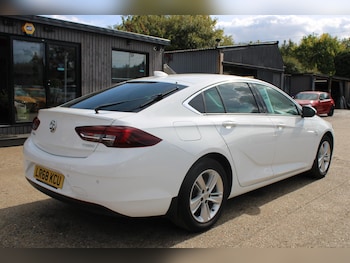 Vauxhall Insignia feature image