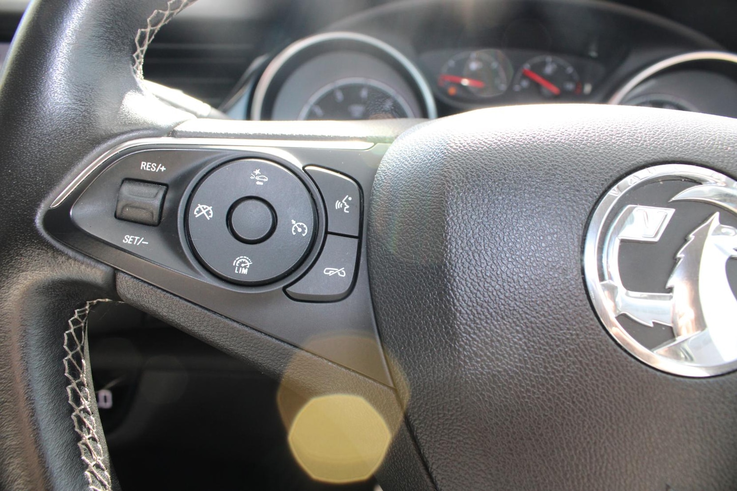 Used Vauxhall Insignia 2018 for sale - 76922291: Photo 24