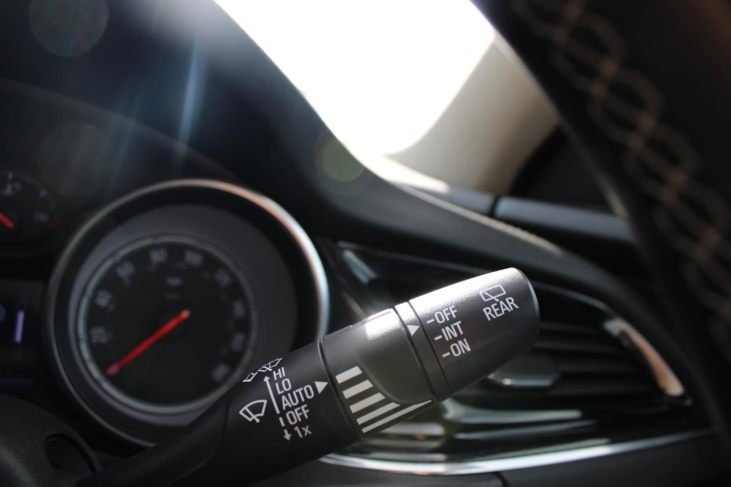 Used Vauxhall Insignia 2018 for sale - 76922291: Photo 27