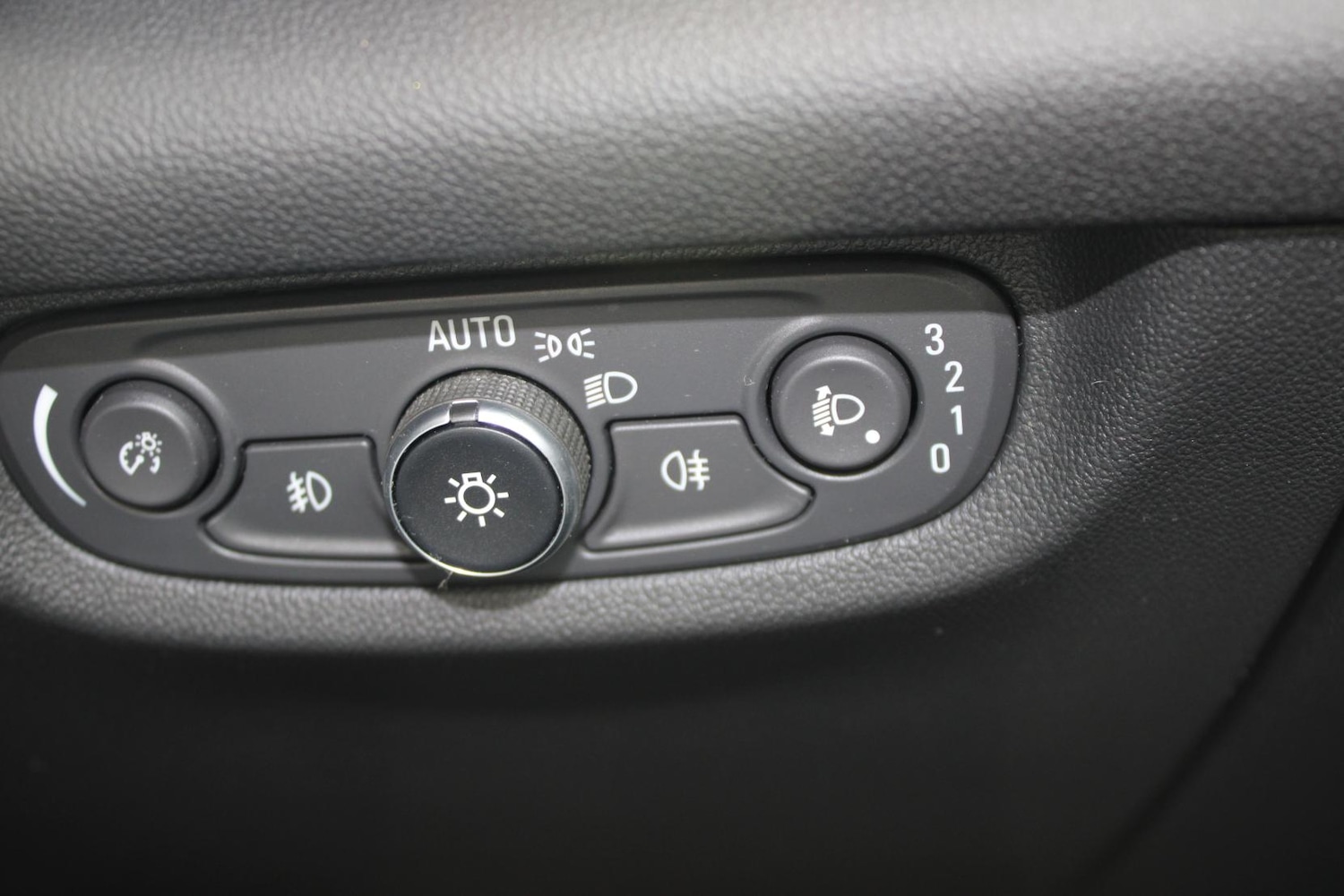 Used Vauxhall Insignia 2018 for sale - 76922291: Photo 29