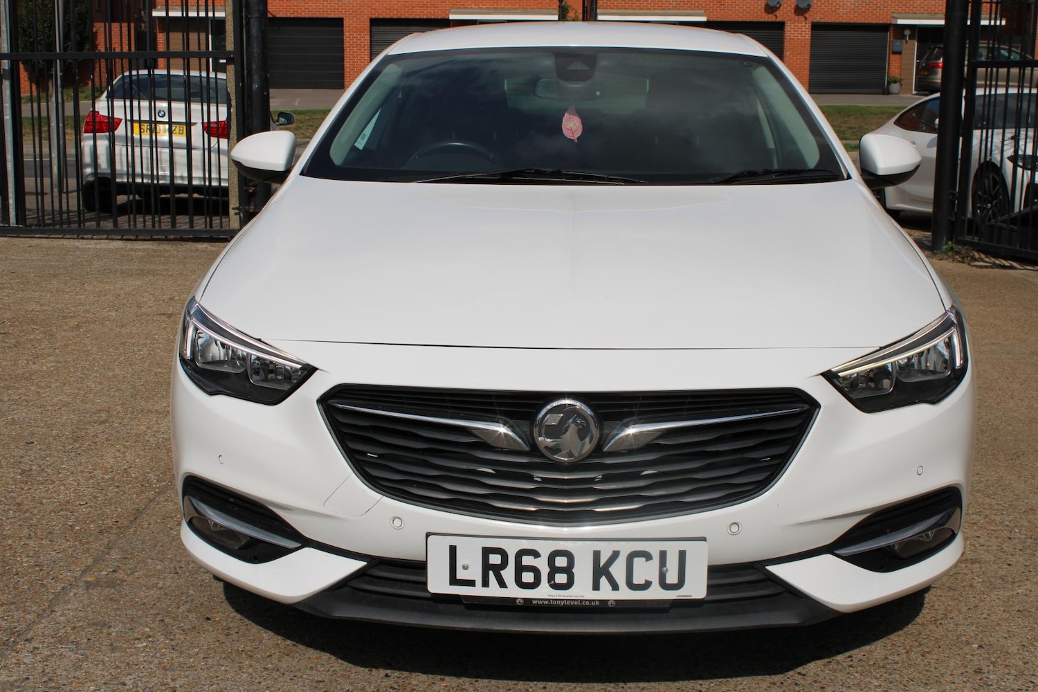 Used Vauxhall Insignia 2018 for sale - 76922291: Photo 8