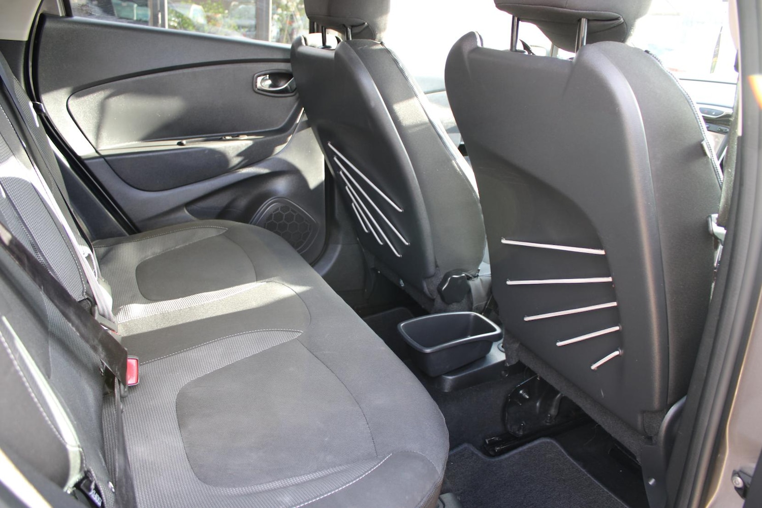 Used Renault Captur 2016 for sale - 77462009: Photo 15