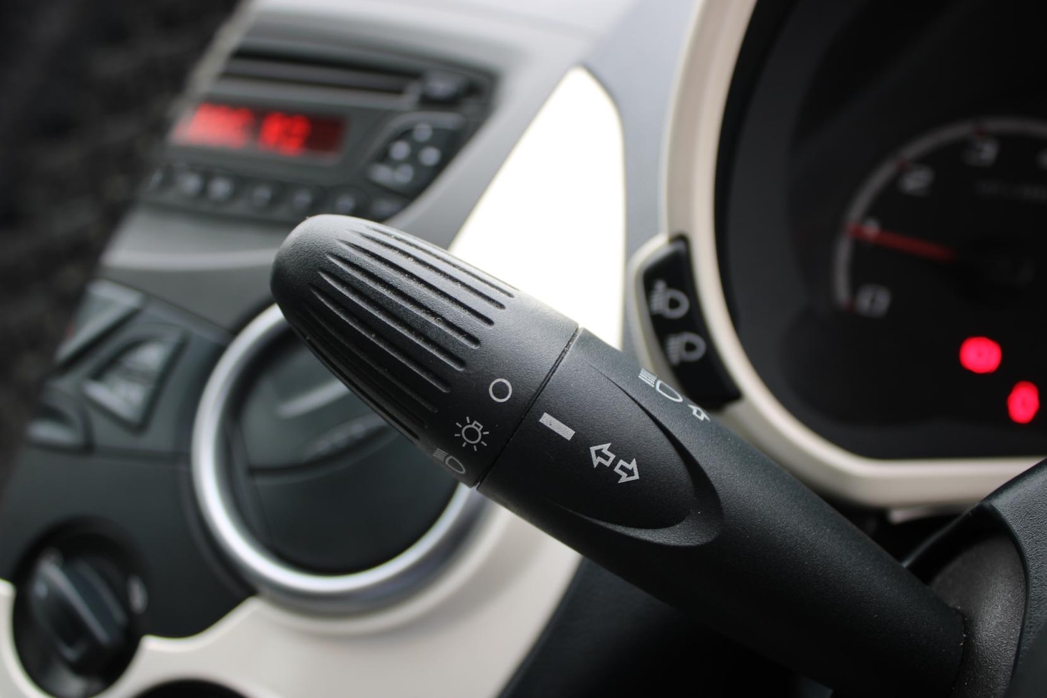 Used Ford Ka 2012 for sale - 76922249: Photo 23