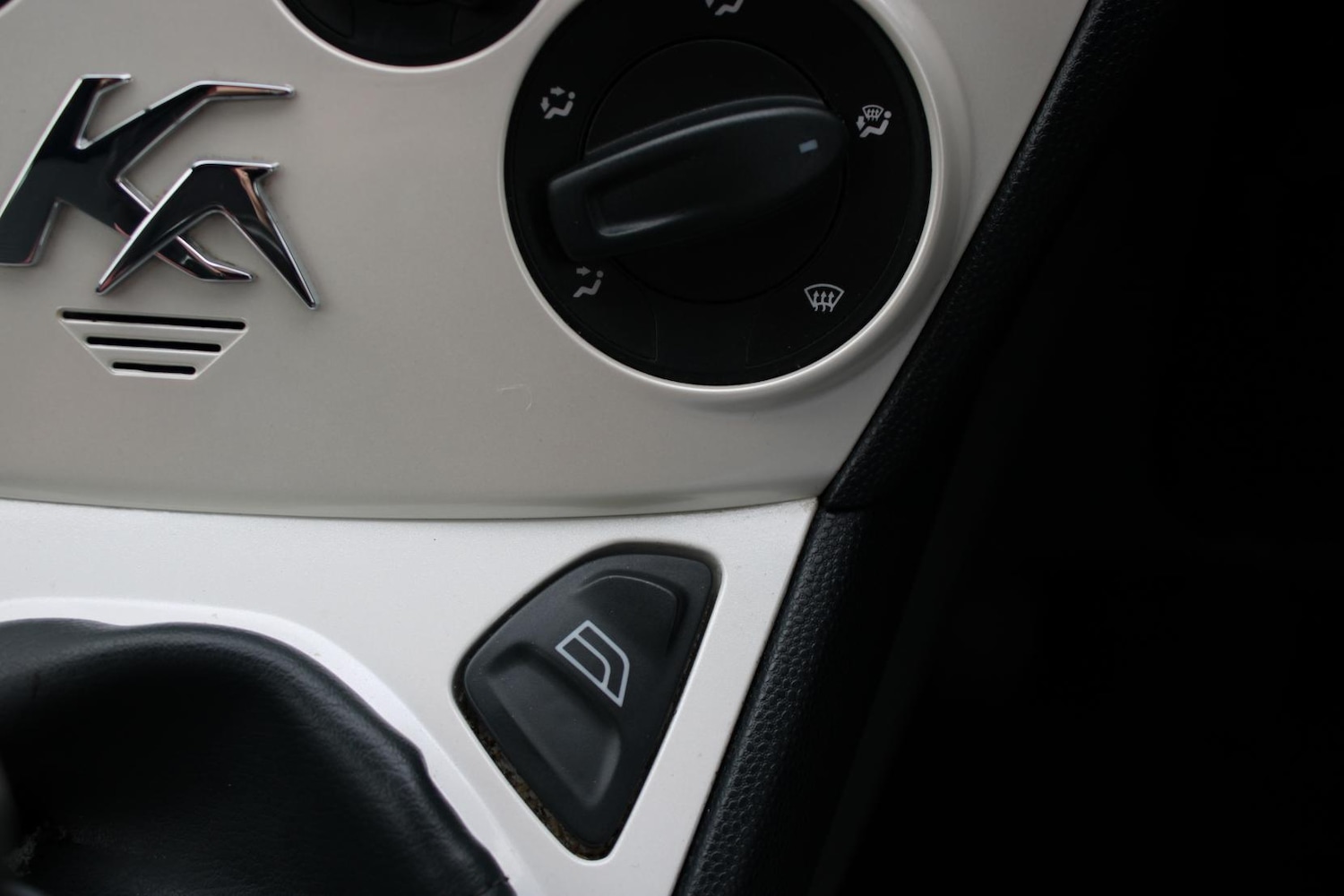 Used Ford Ka 2012 for sale - 76922249: Photo 35