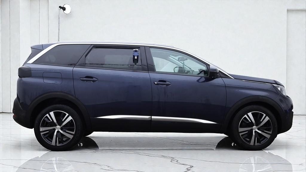 Used Peugeot 5008 2018 for sale - 76979755: Photo 2