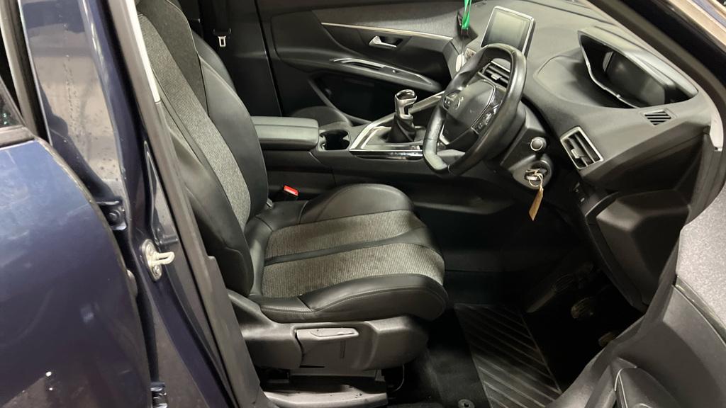 Used Peugeot 5008 2018 for sale - 76979755: Photo 7