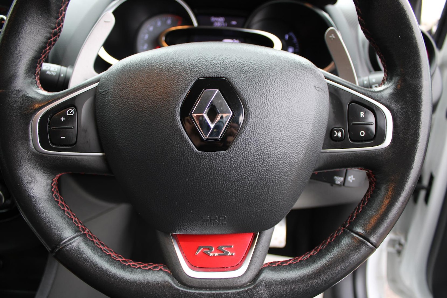 Used Renault Clio 2016 for sale - 78152970: Photo 38