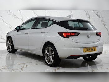 Used Vauxhall Astra 2018 for sale - 76987577: Photo