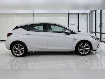 Used Vauxhall Astra 2018 for sale - 76987577: Photo