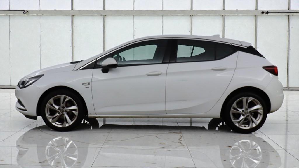 Used Vauxhall Astra 2018 for sale - 76987577: Photo 4