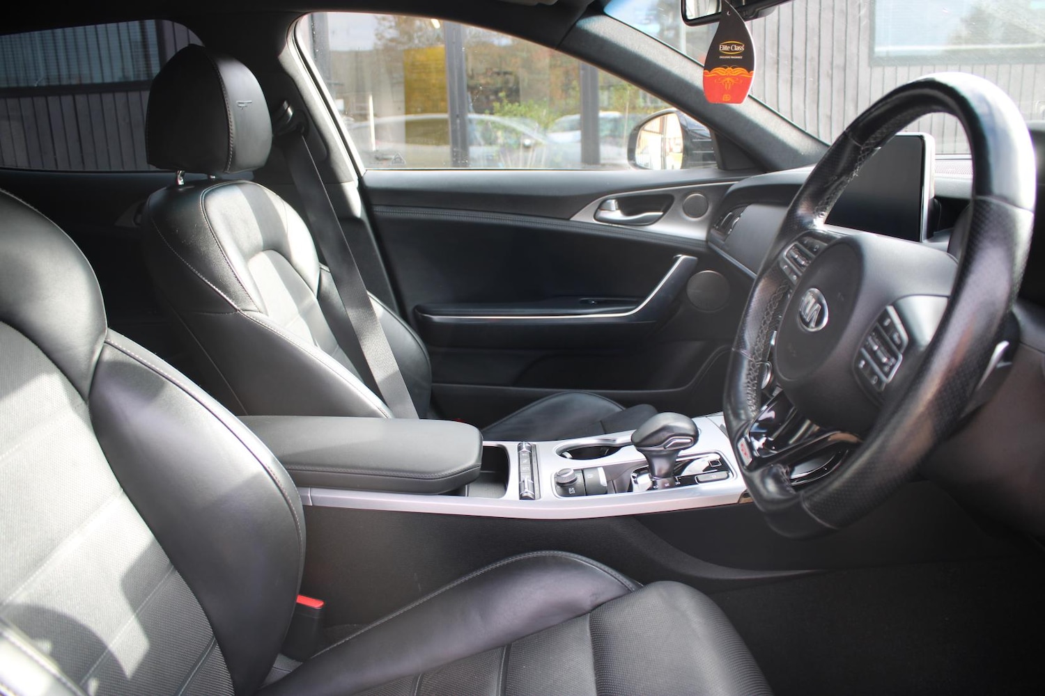 Used Kia Stinger 2019 for sale - 76922278: Photo 13