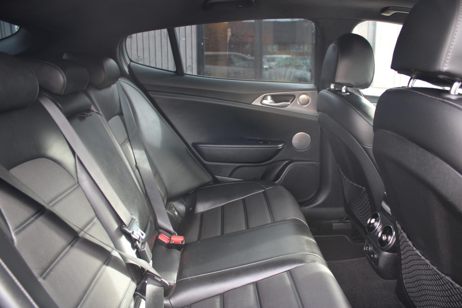 Used Kia Stinger 2019 for sale - 76922278: Photo 16