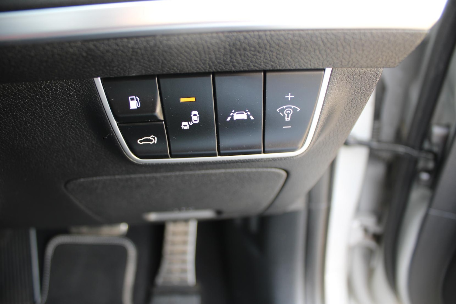 Used Kia Stinger 2019 for sale - 76922278: Photo 29