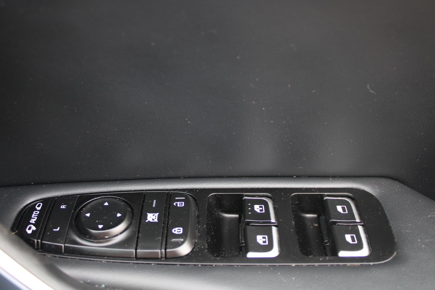 Used Kia Stinger 2019 for sale - 76922278: Photo 31