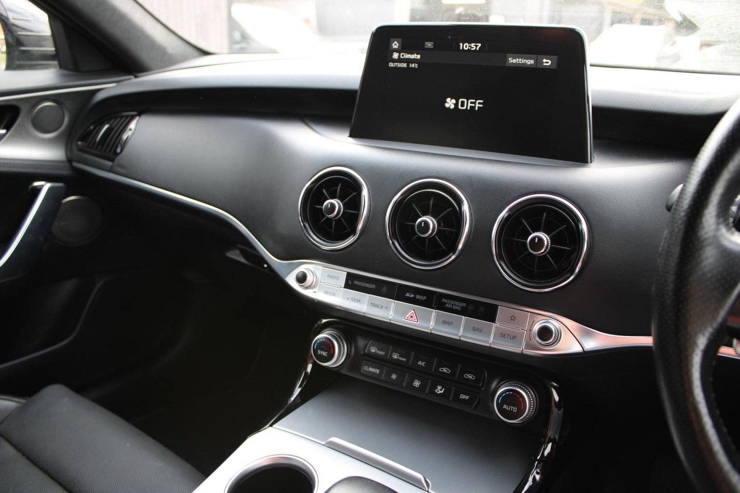 Used Kia Stinger 2019 for sale - 76922278: Photo 40